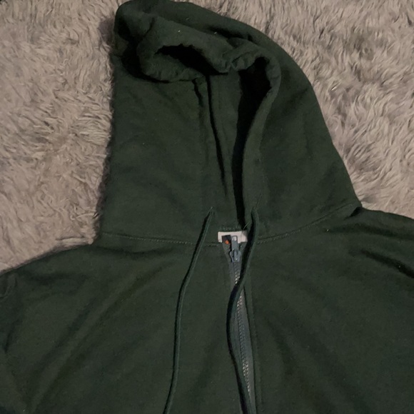 Green zip front hoodie front pockets - Picture 2 of 3
